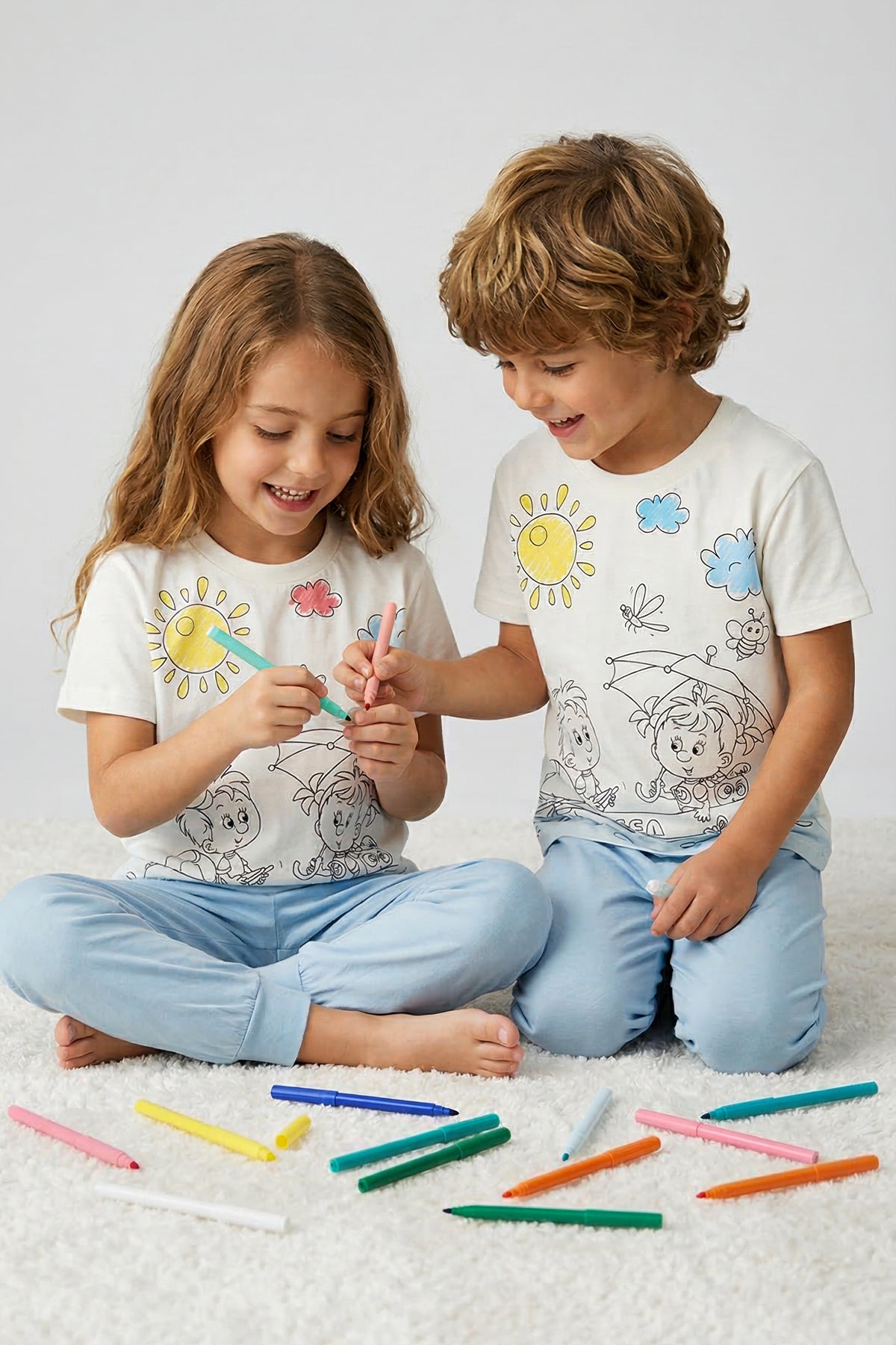 Zuzunga Ausmal-Pyjama Set Kinder – Waschbar & Bemalbar