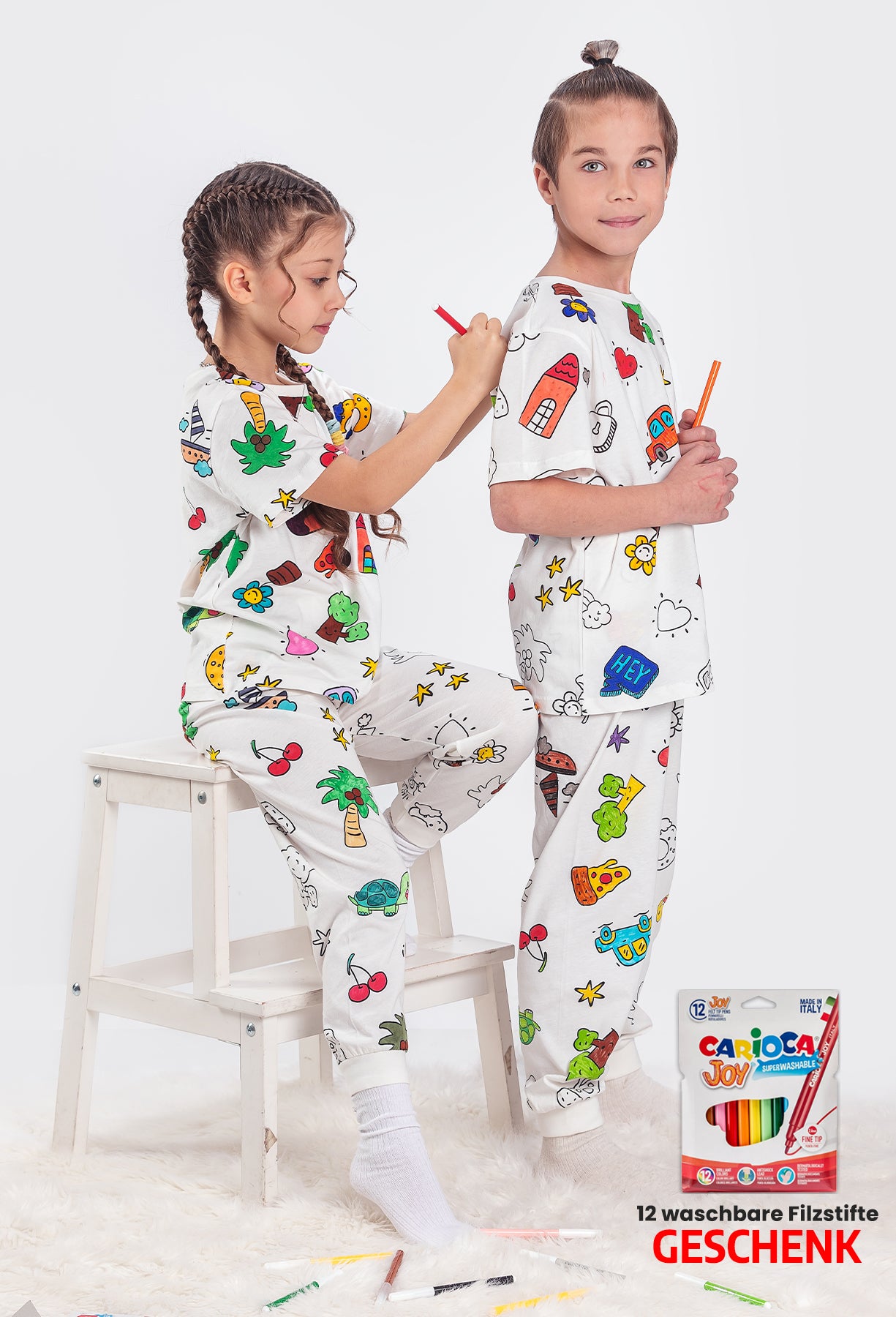 ZUZUNGA Ausmal-Pyjama Sternenhimmel – Kurzarm
