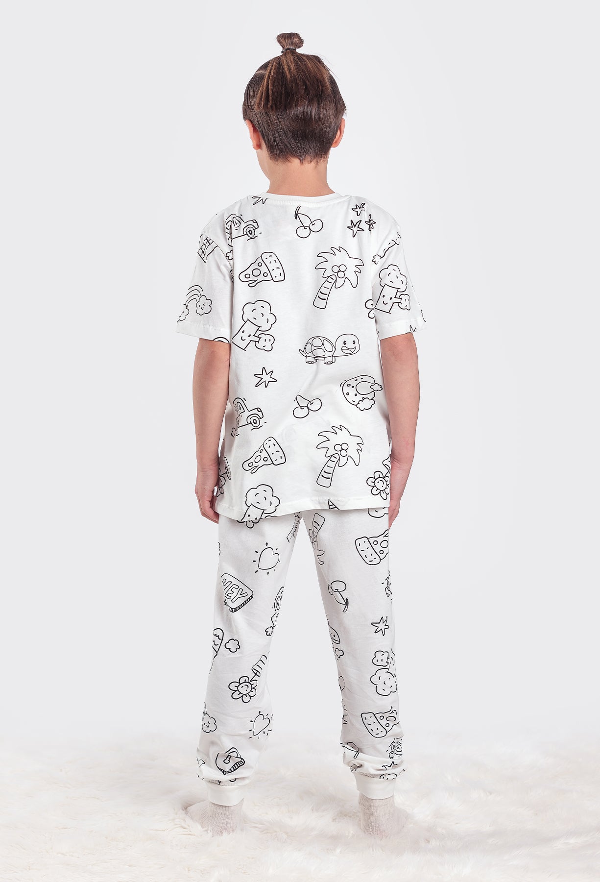 ZUZUNGA Ausmal-Pyjama Sternenhimmel – Kurzarm